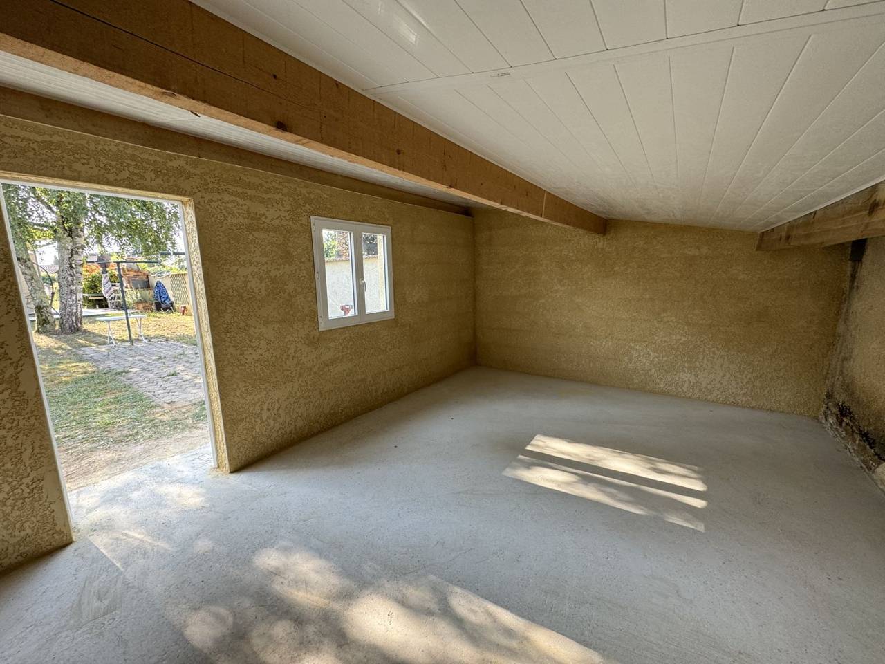 Extension de maison : gros œuvre et dalle terminés